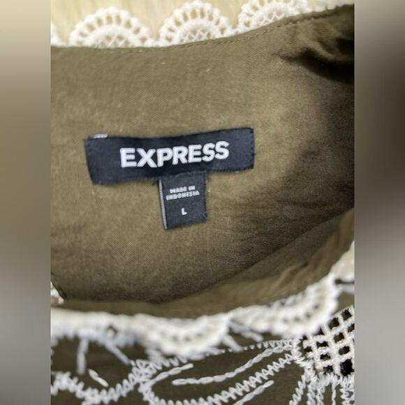 Express olive green embroidered eyelet open back bubble sleeve blouse sz Large - Picture 4 of 10